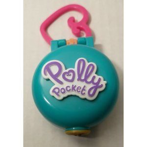 Polly Pocket Barbeque Grill Compact Toy with Doll